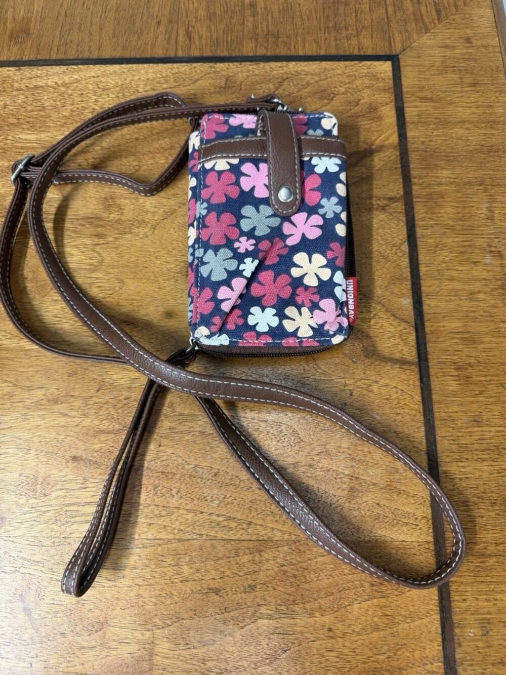 Union Bay Long Strap Wristlet Wallet Cell Phone Holder Floral Canvas Y2K